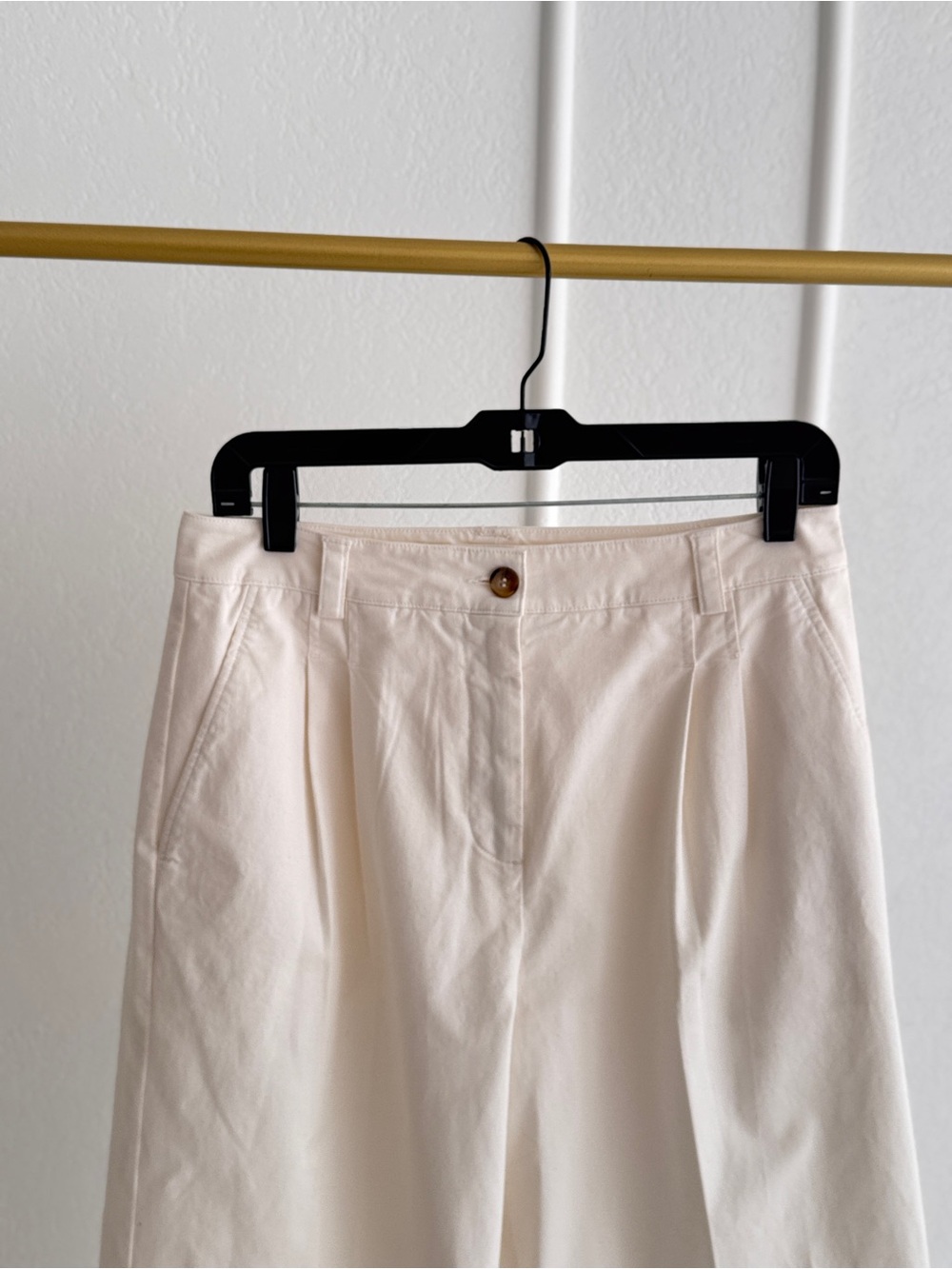 The REISS Astrid trouser wide leg pleat front pant size 6 cream - Picture 5 of 10